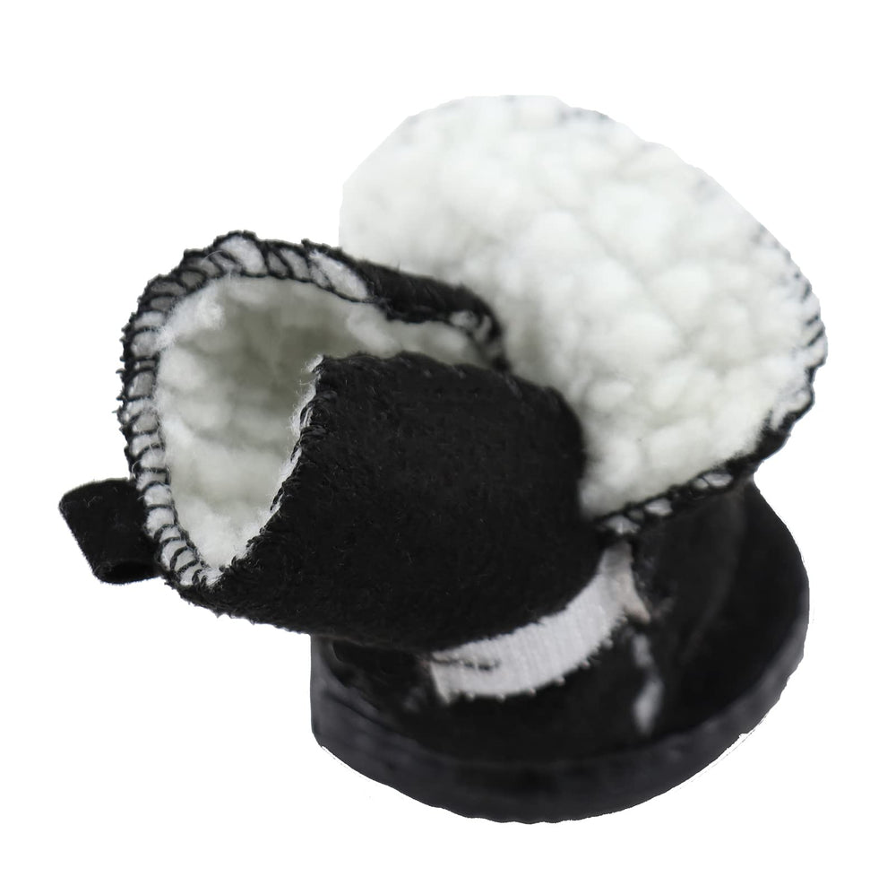 GabeFish small dog booties with adjustable Velcro fastening ensure snug fit.