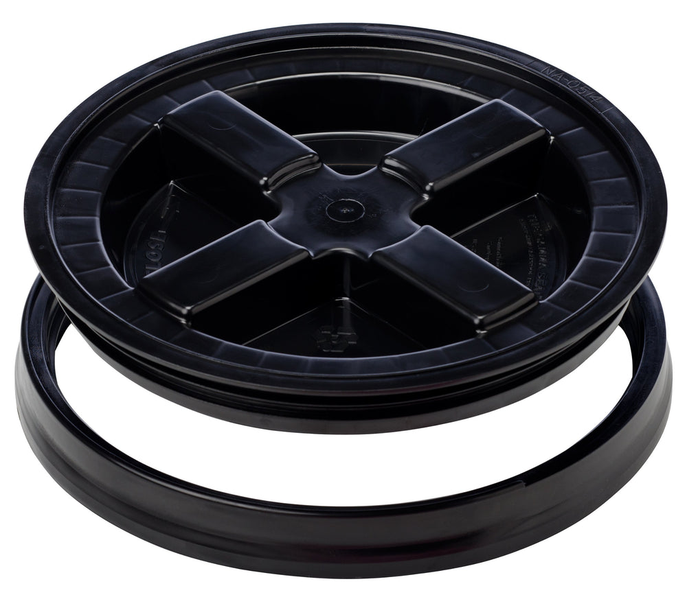 Stackable Gamma Seal Lids on multiple buckets for space saving