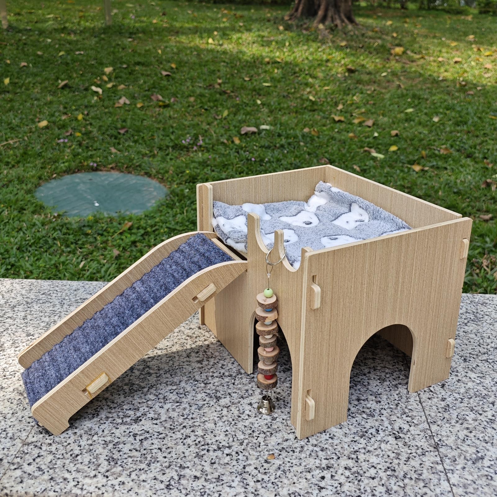 GaoHanKJ Guinea Pig Hideout dual caves with ventilation for comfortable retreats