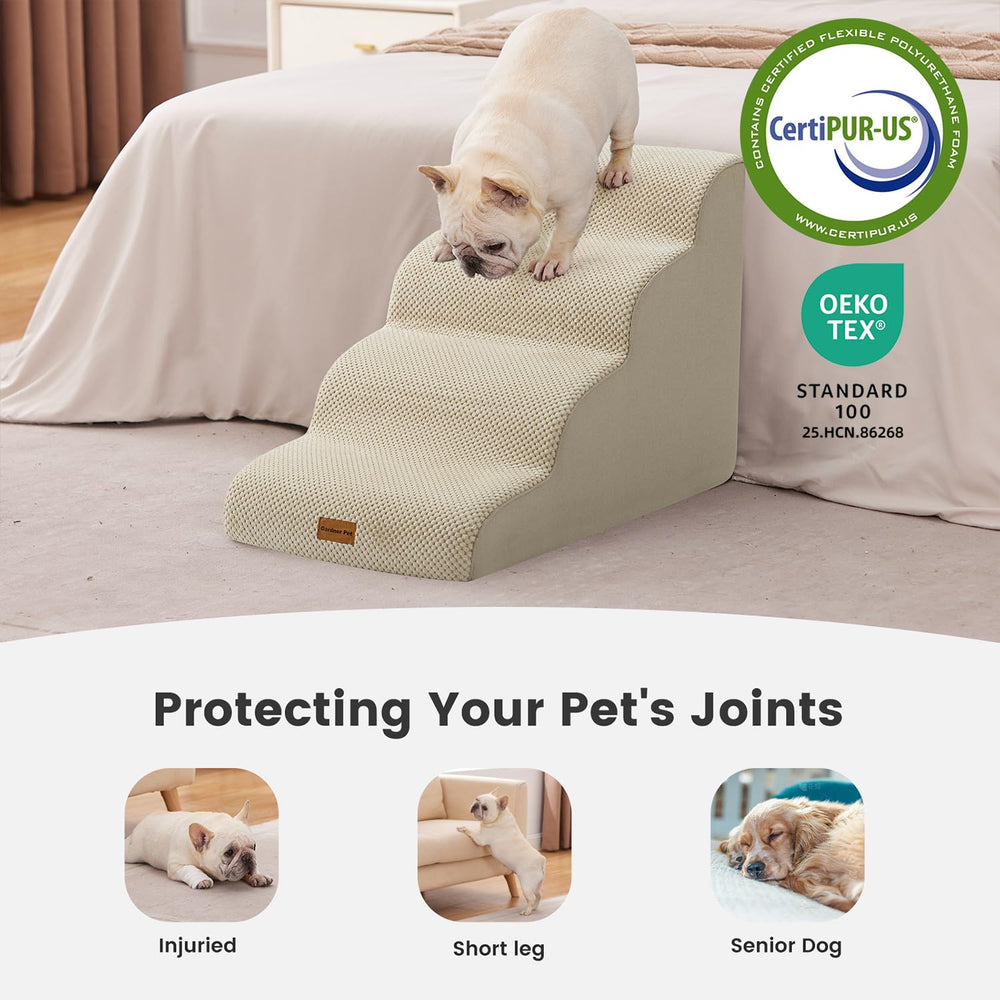 Gardner Pet waterproof cover close-up enables easy cleaning and spill protection