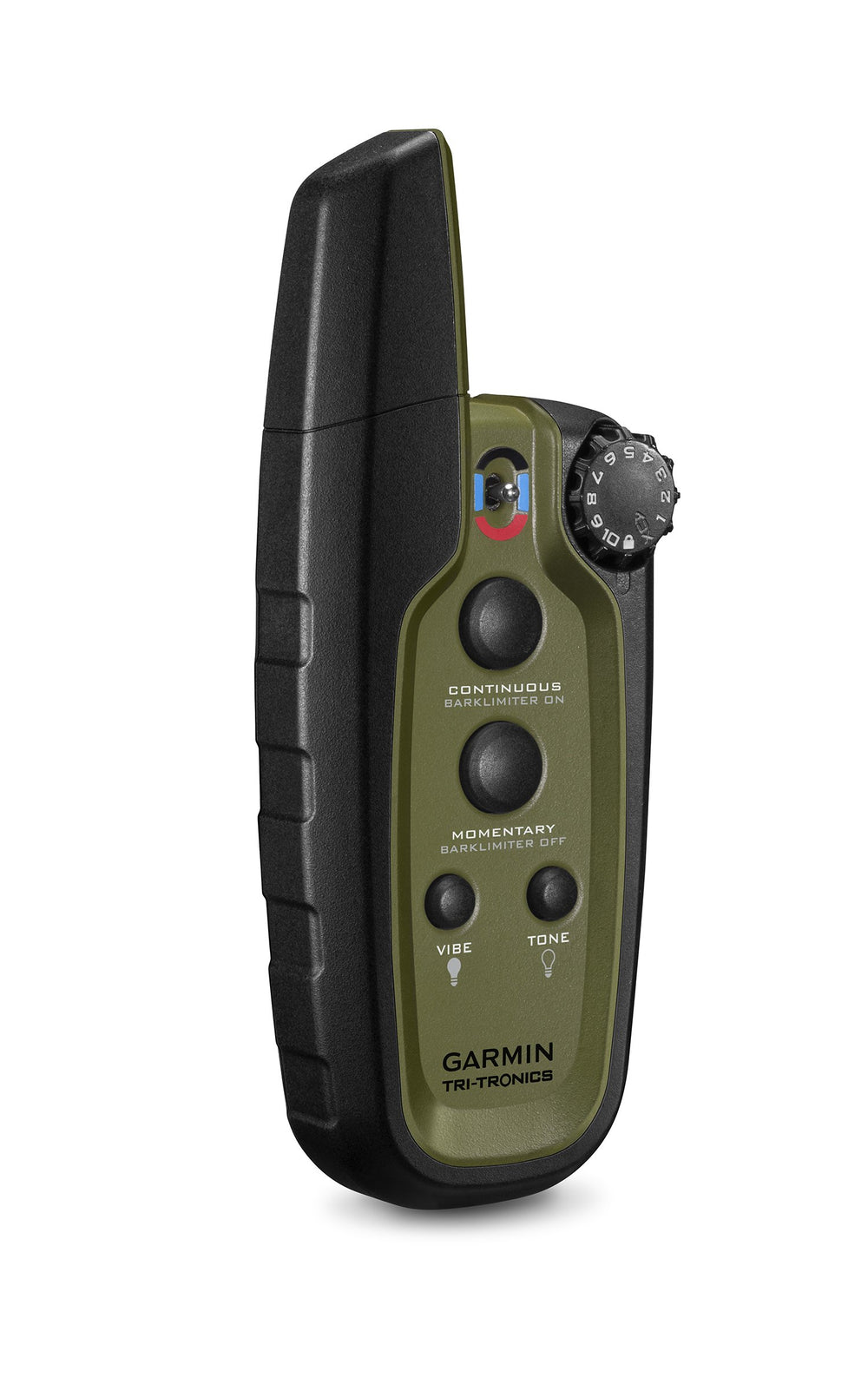 Garmin Sport PRO dog device with LED beacon lights improves visibility during training.