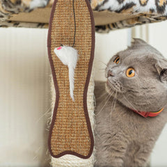 Garneck fish-shaped scratcher with feather detail appealing to cats