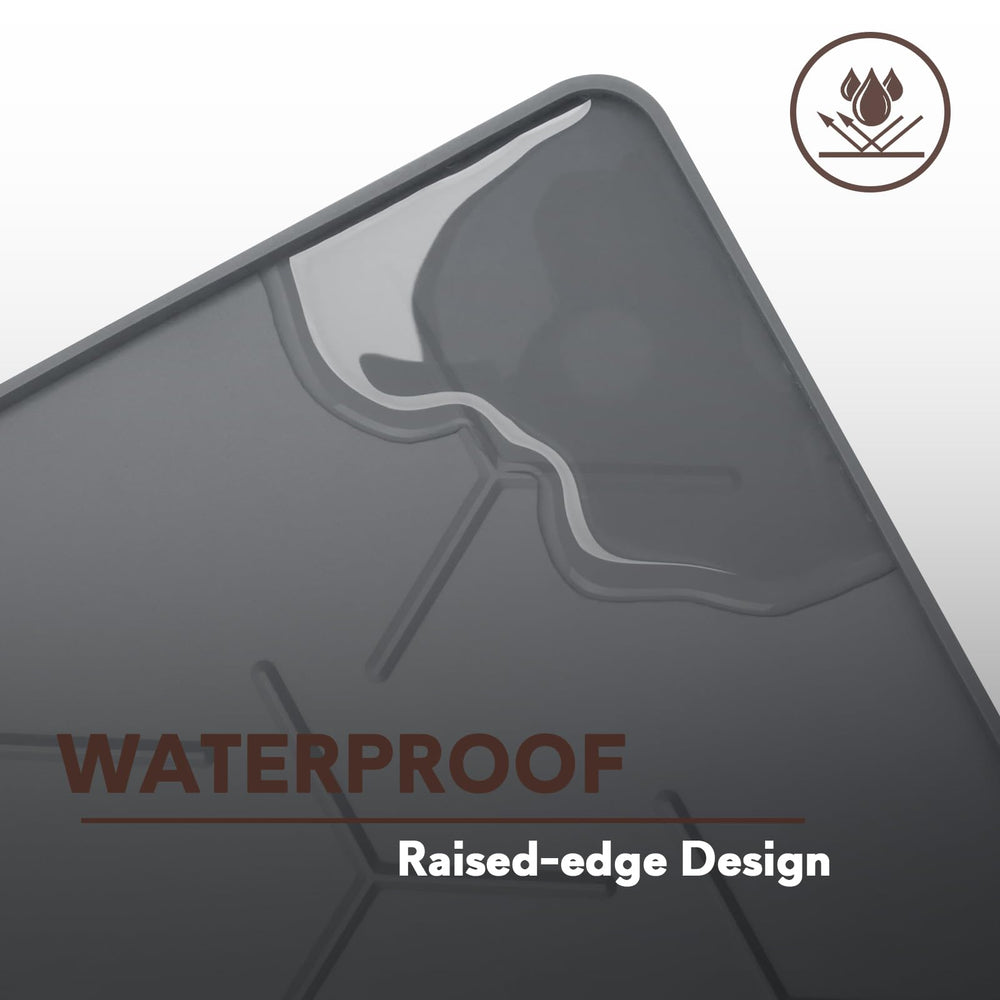 Garoopion litter-trapping closeup shows high-raised edges