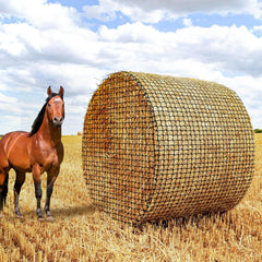 Gasgimos round bale hay net front view shows a clean, controlled feeding solution.
