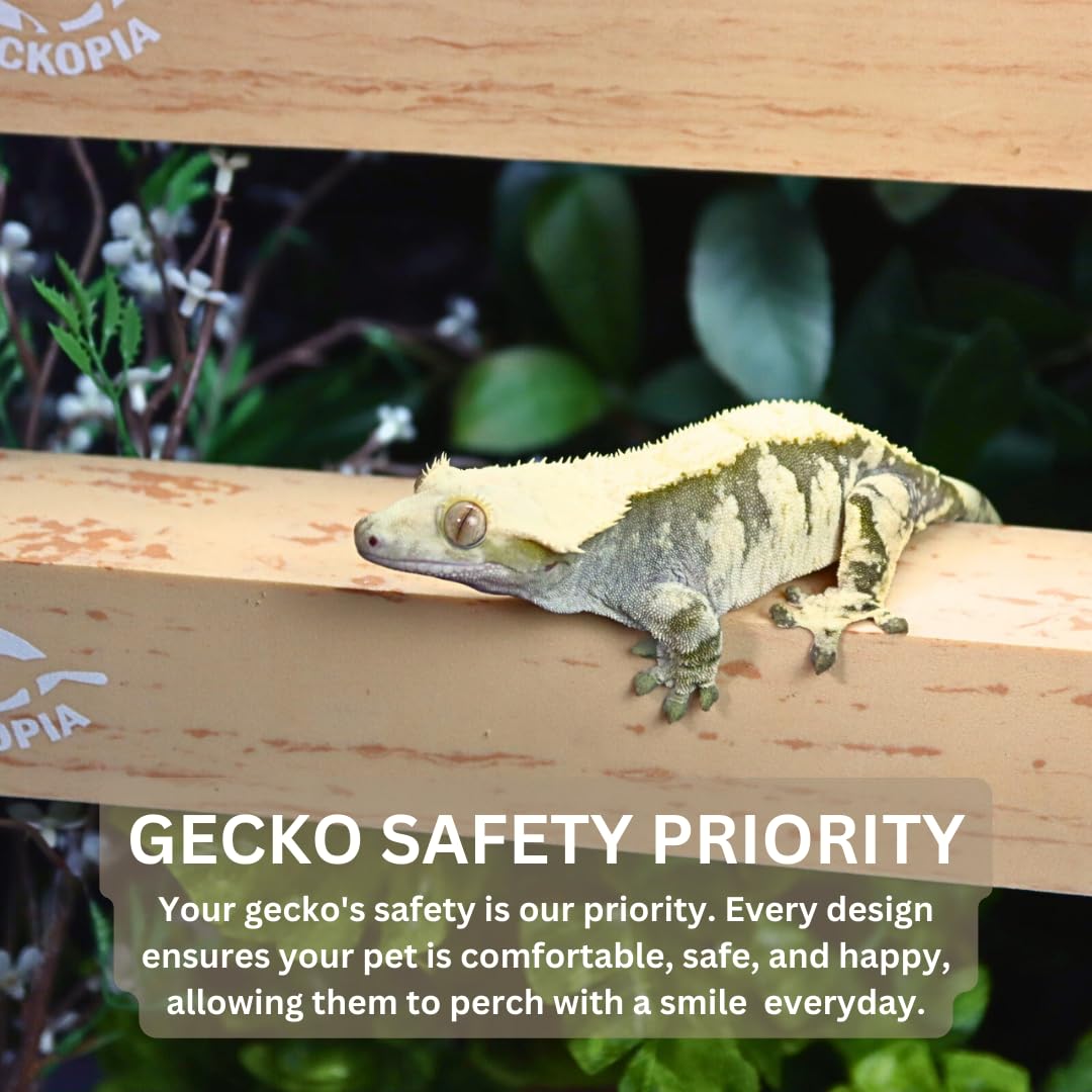 GECKOPIA Reptile Flex Bridge Large demonstrates adjustable edges for enclosure fit