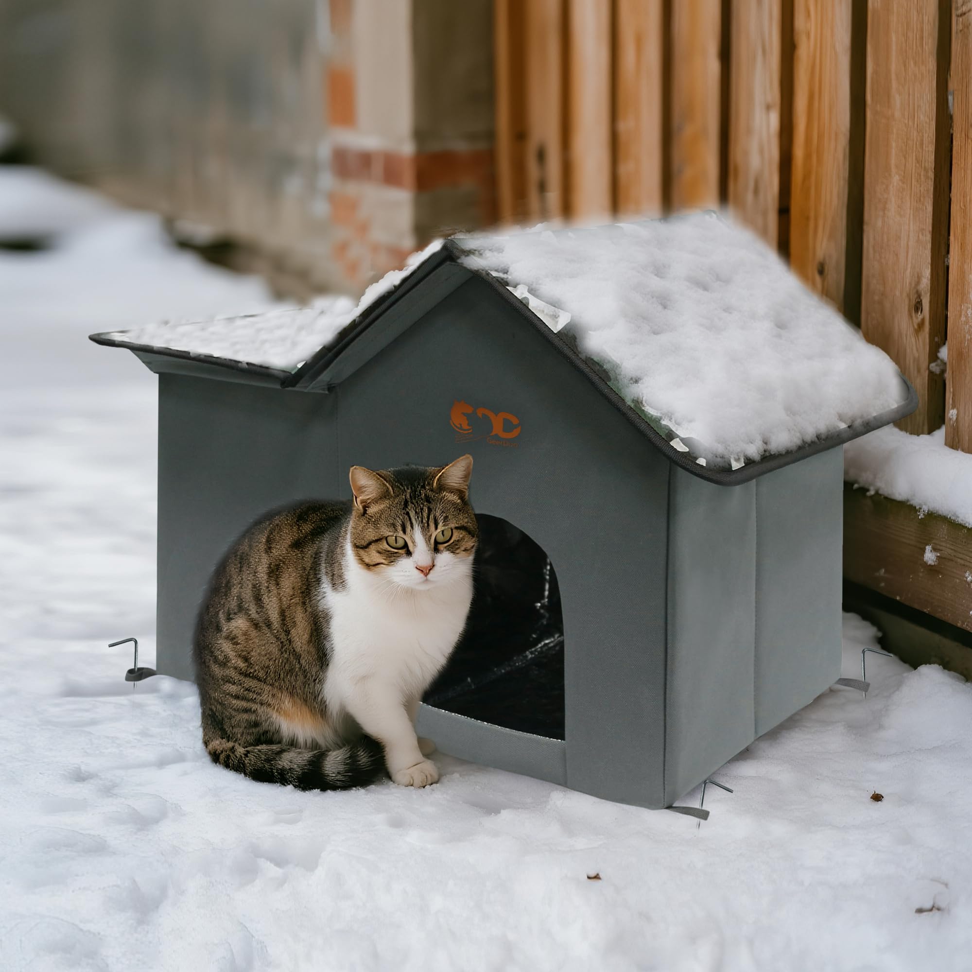 GeerDuo outdoor cat house with waterproof roof for rain protection.