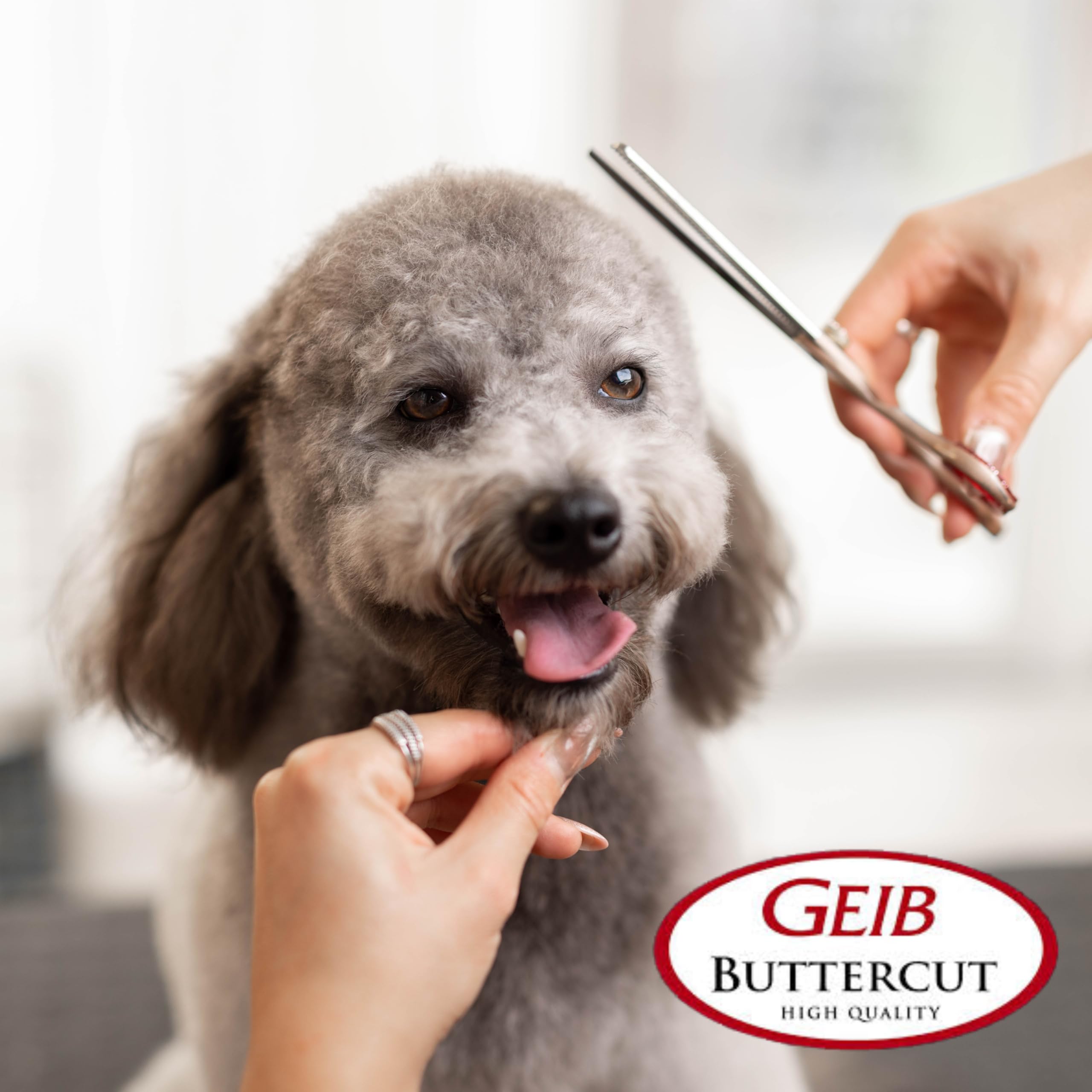 Geib Gator ergonomic curved shears reduce hand fatigue during grooming