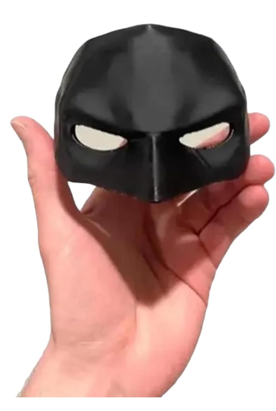 Generic Cat Mask eyes detail highlights expressive feline character during shoots.