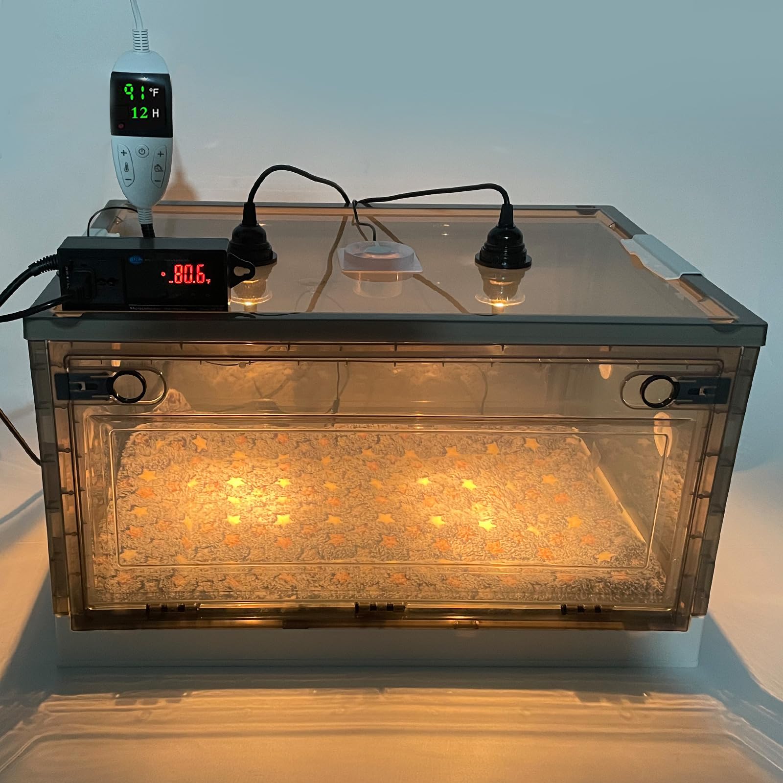 Geniprem Puppy Incubator Nebulizer ports support oxygen or nebulization care.