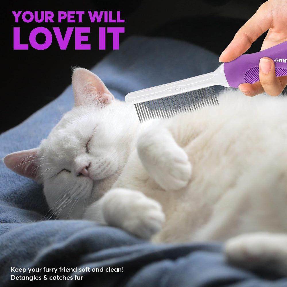 GENPEPADO Grooming Comb handles mats and loose fur across breeds.
