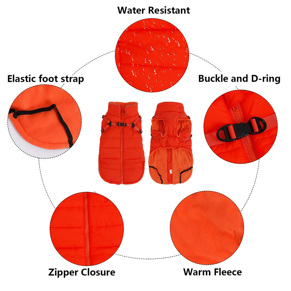 Geyecete coat worn on harness demonstrates integrated traction belt for control