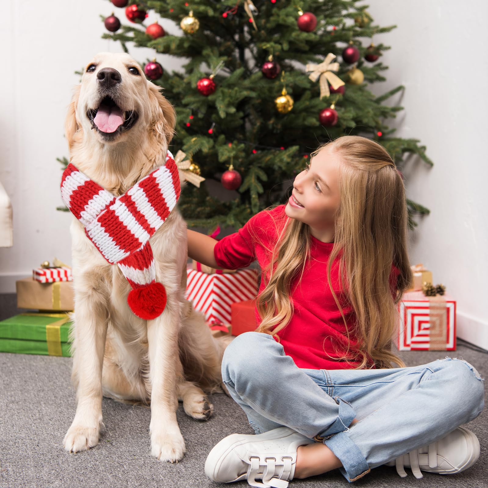 GIFTMISSU two-piece set provides easy styling for Christmas outfits.