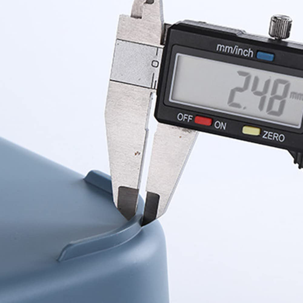 Gigicloud corner-toilet small-large-size conveys flexible fit for different small pets.