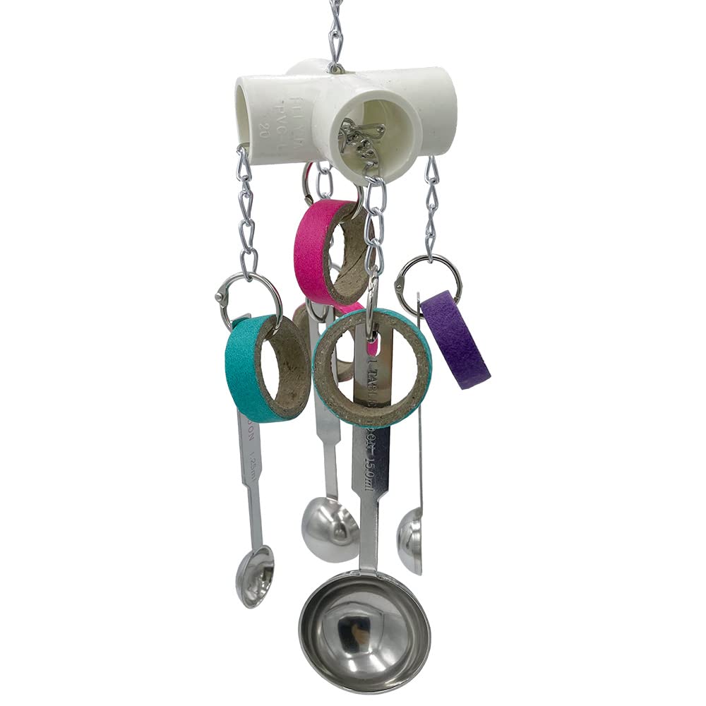 GILYGI pullable spoon provides interactive play and chewing.