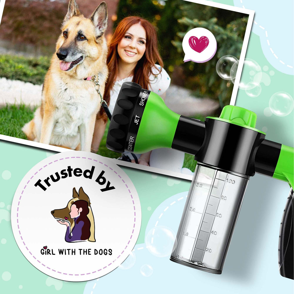 Girl With The Dogs pet wash sprayer nozzle attachment simplifies quick, controlled soap application.