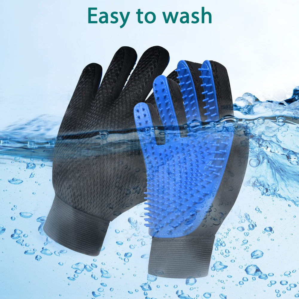 GJEASE grooming glove suited for horses, dogs, and cats.