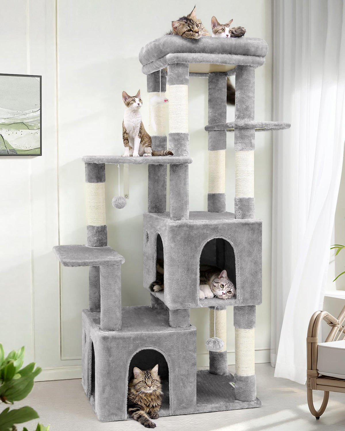 Globlazer cat tower top perch offers a spacious lookout for relaxed lounging