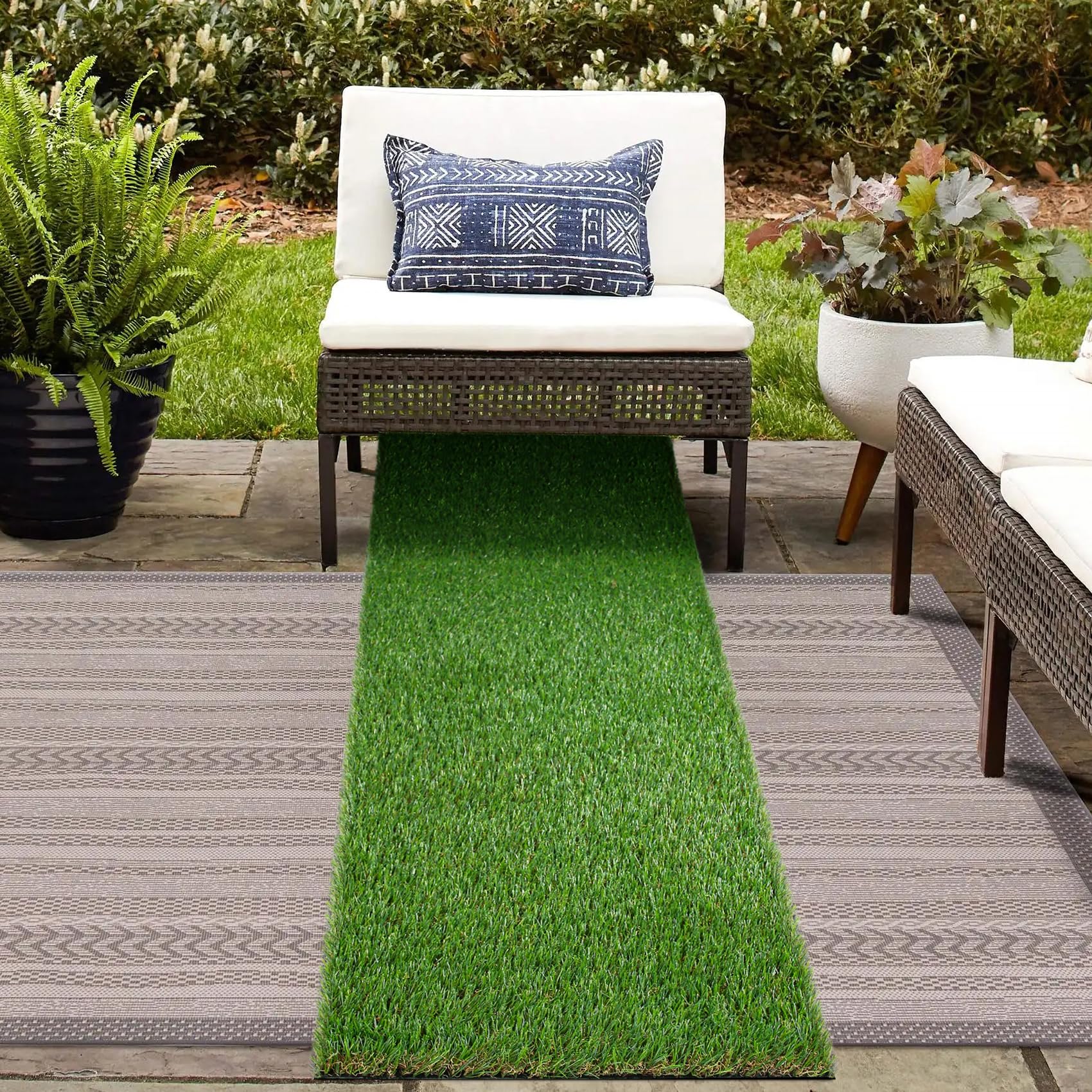 GLOBREEN 2x6 ft artificial turf roll realistic 1-inch pile for patios and decks