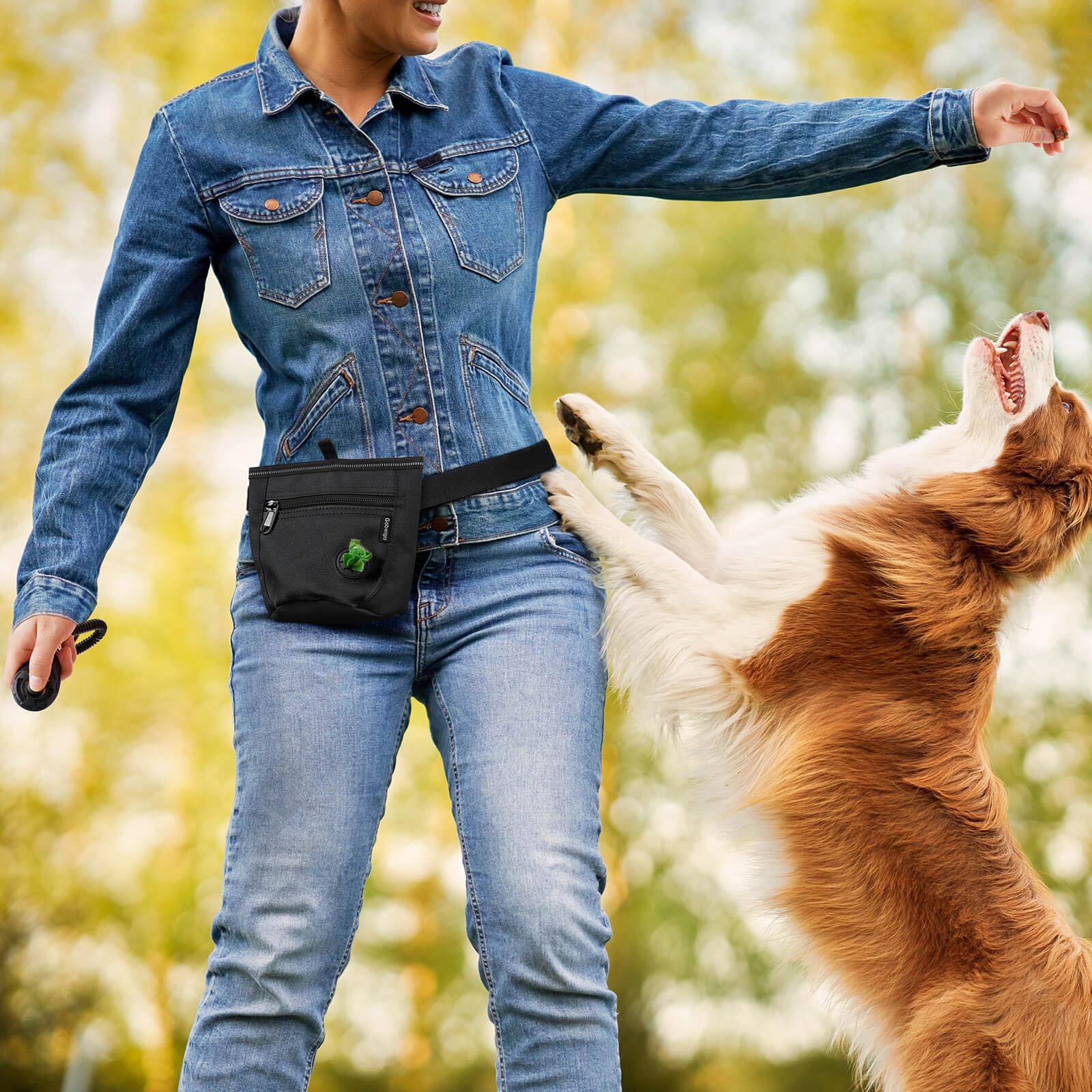 Gobeigo front zip pocket shows easy poop bag access.