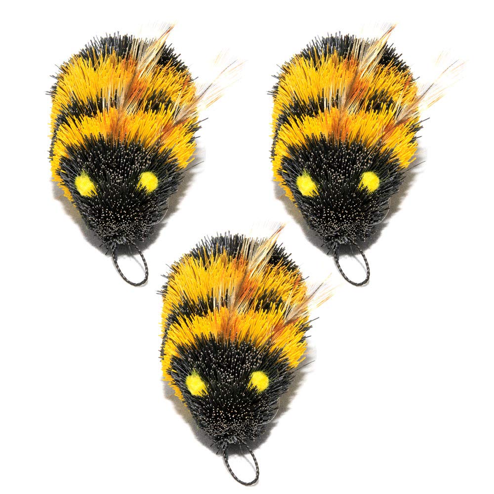 GoCat Da Bee refill bee lure for wand play enhances interactive cat chasing sessions.