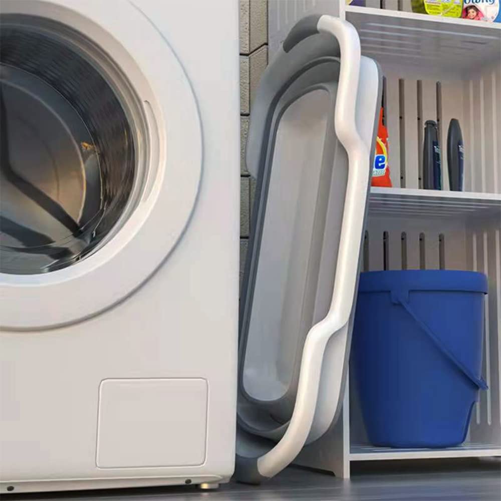 Goderewild non-slip handle and raised bottom enhance safe, controlled bathing.