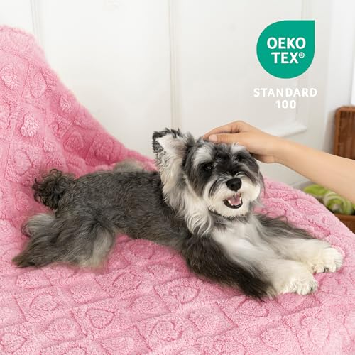 gogobunny 3d-heart-checkerboard-pattern closeup adds decorative warmth to any room