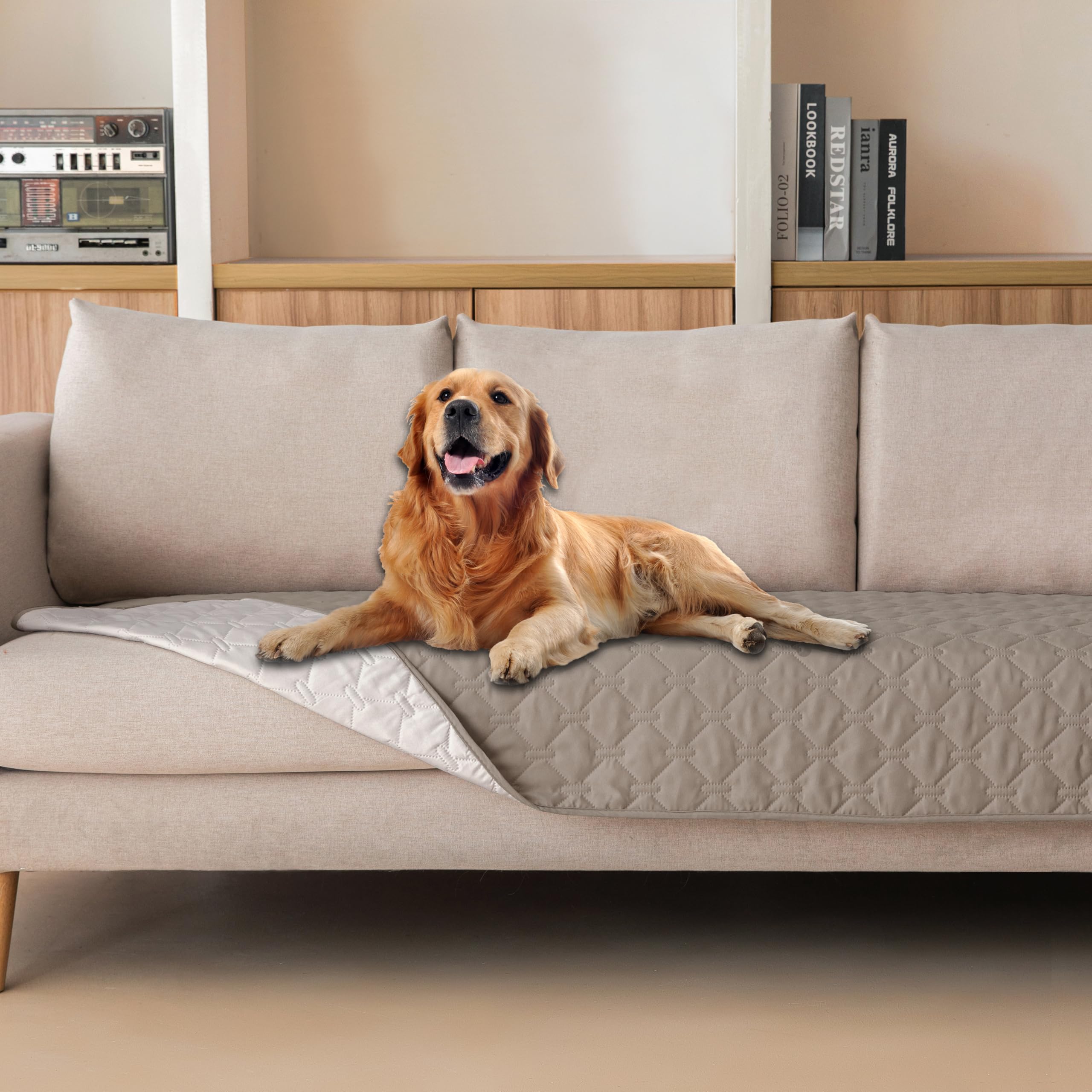 Gogobunny dog blanket top-view demonstrating double waterproof protection against spills.
