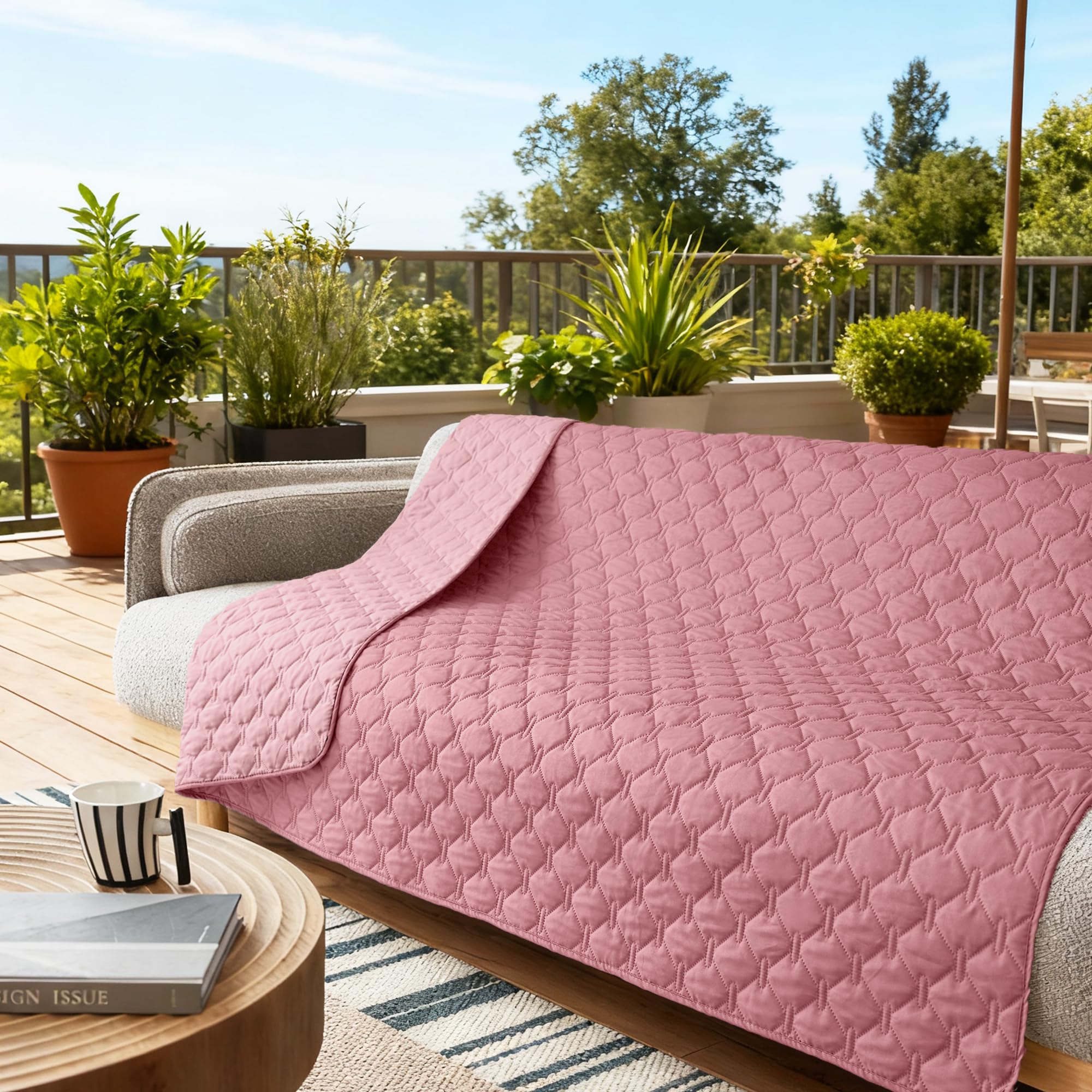 gogobunny reversible design closeup showing dual-color protection and décor match