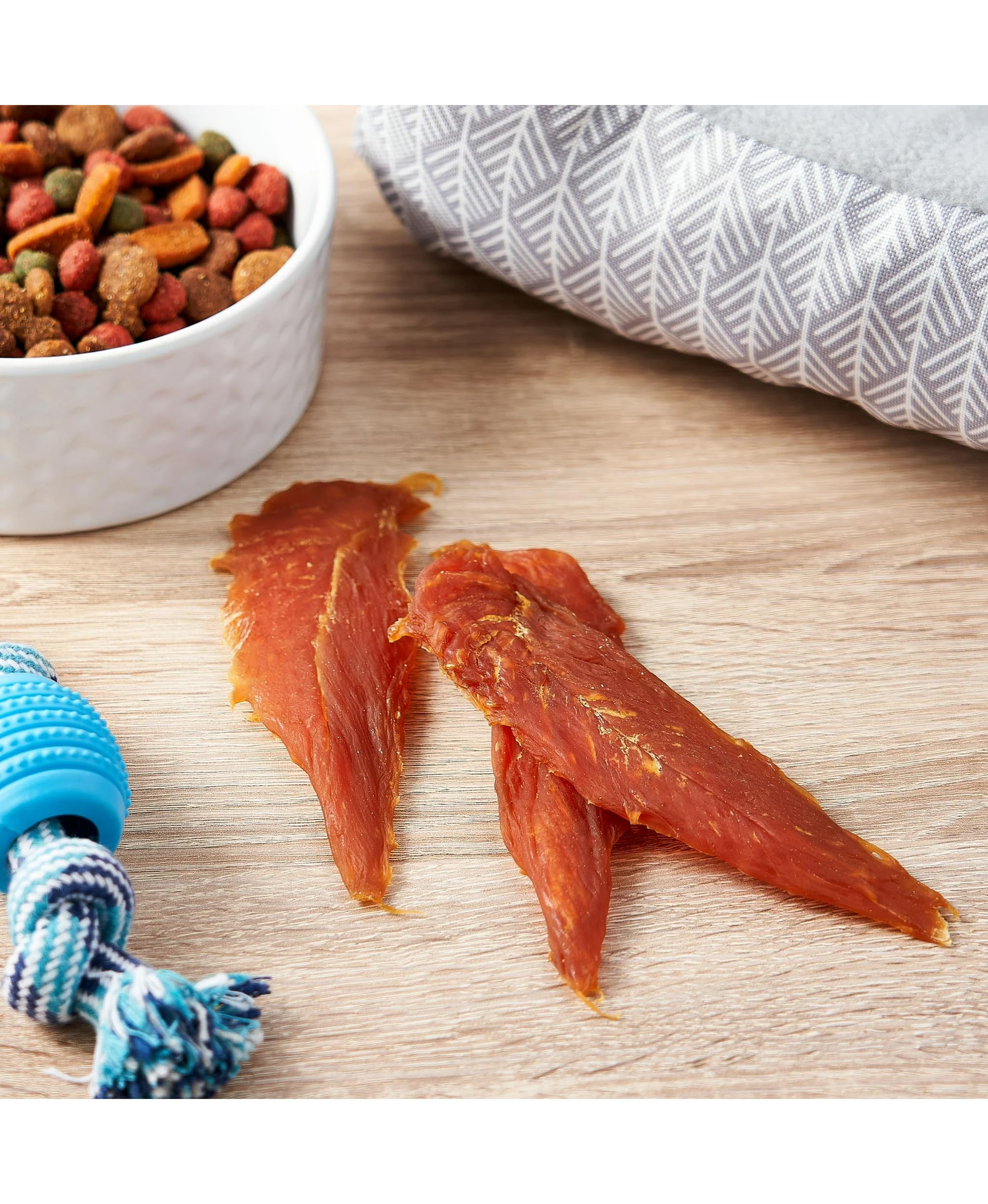 Golden|Rewards chicken jerky soft texture—easy chews for dogs of all sizes.