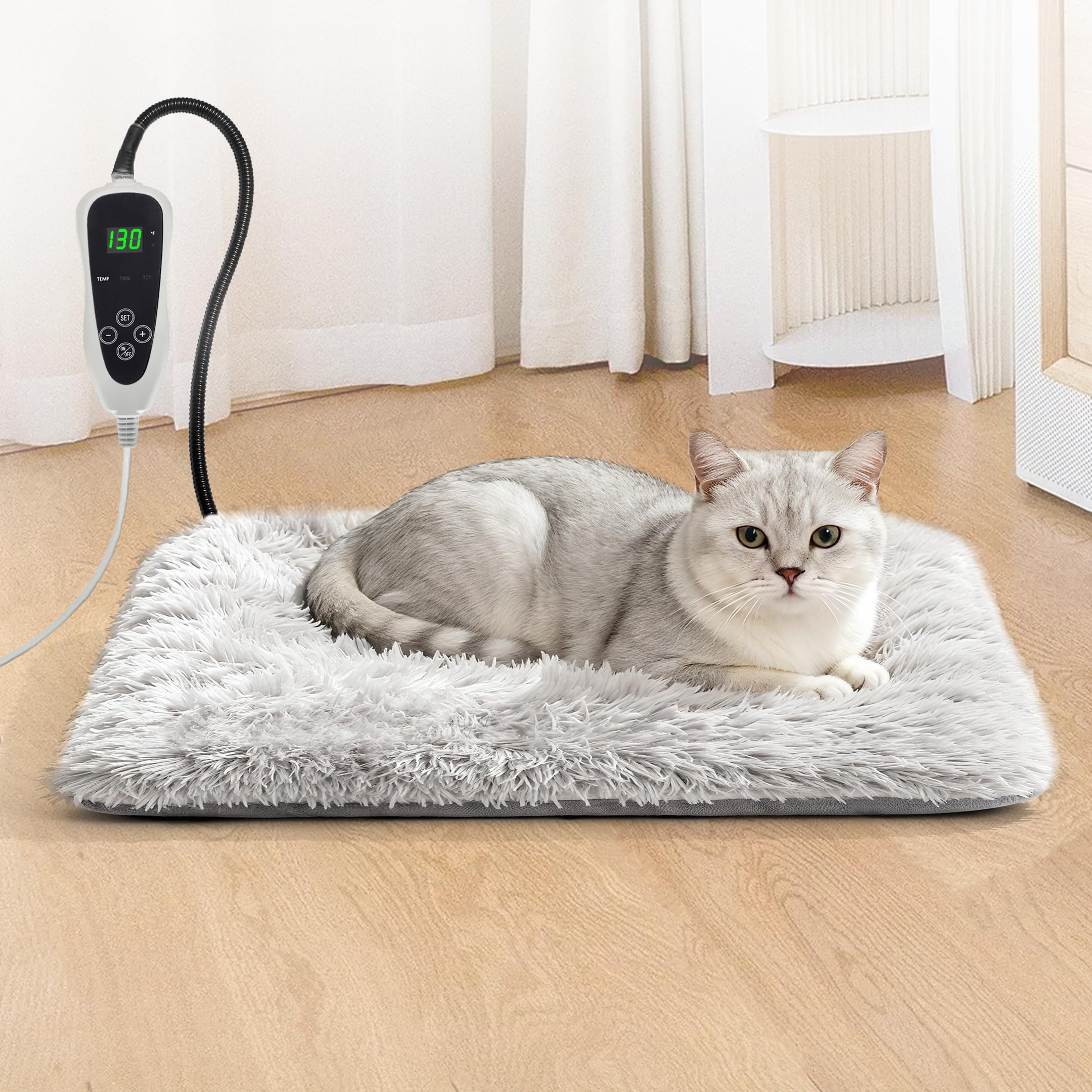 GOLOPET cat heating pad with thermostat display for easy temperature control.