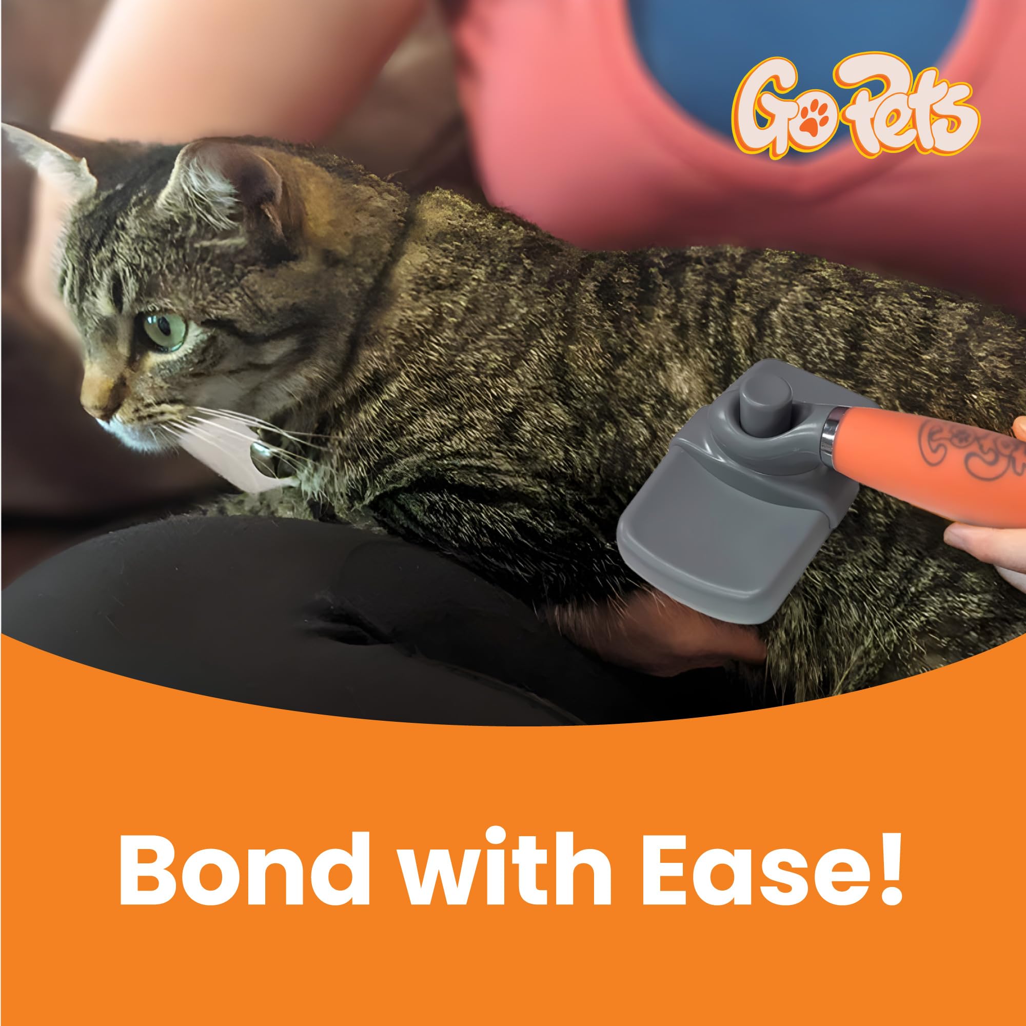 GoPets non-slip handle enhances comfort during extended grooming sessions.