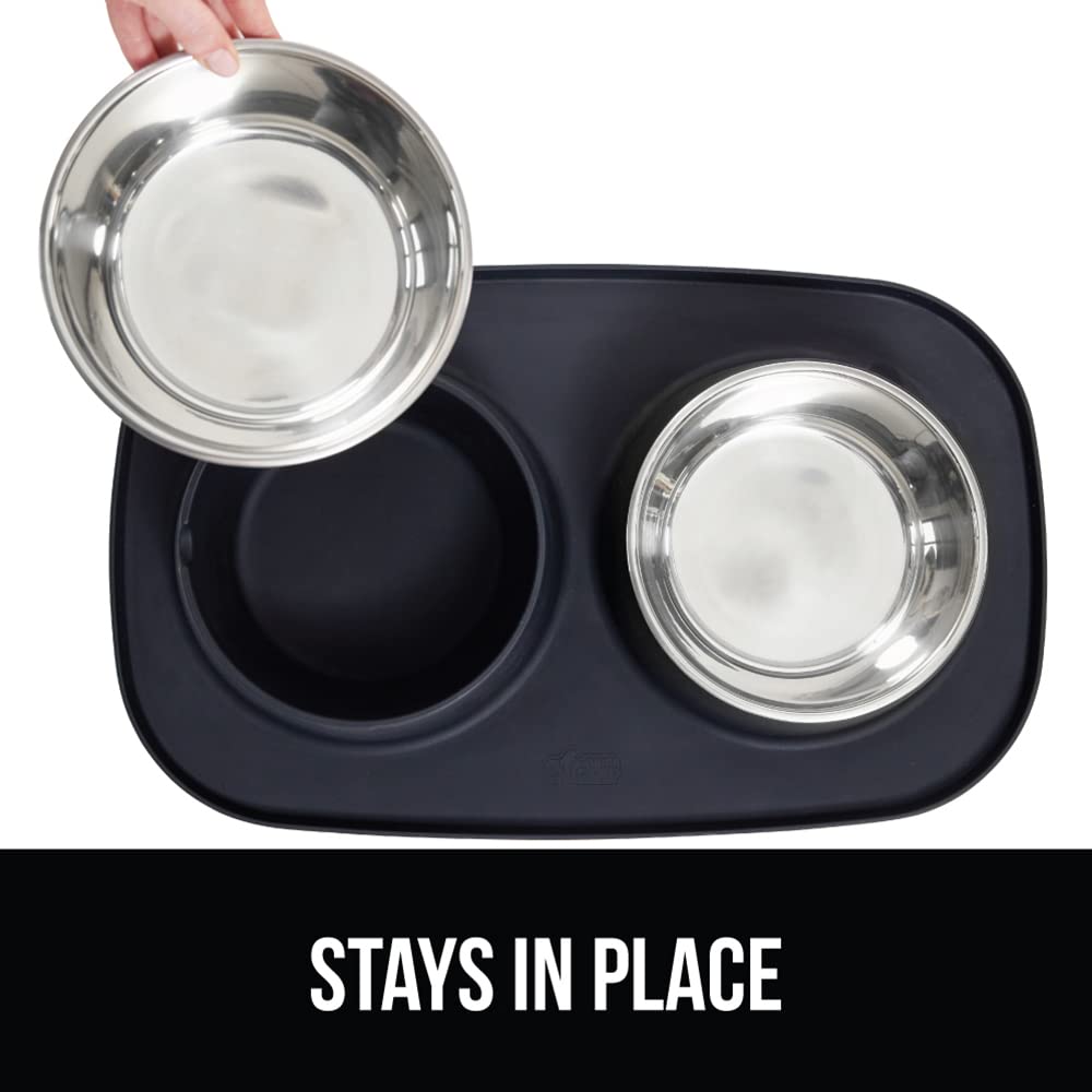 GORILLA GRIP feeding mat set edge capture highlights spill containment to protect floors.