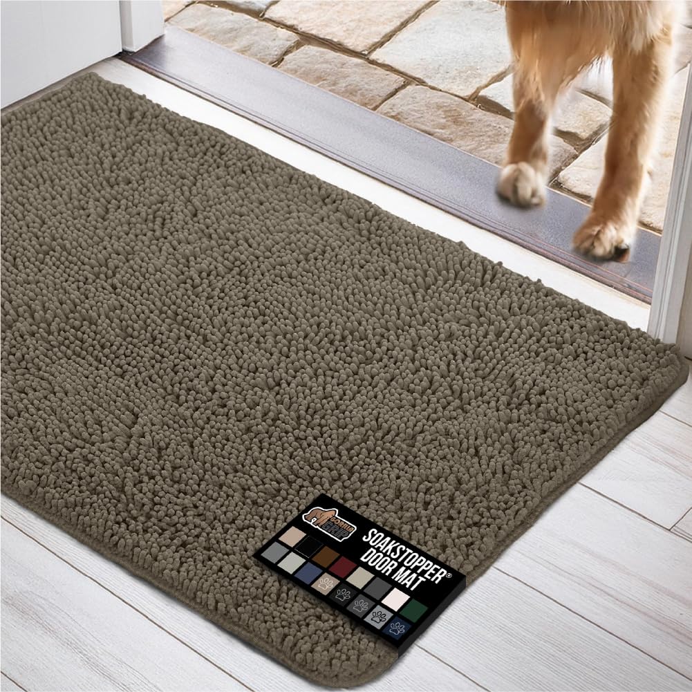 GORILLA GRIP SoakStopper shows absorbent top layer soaking moisture at entry