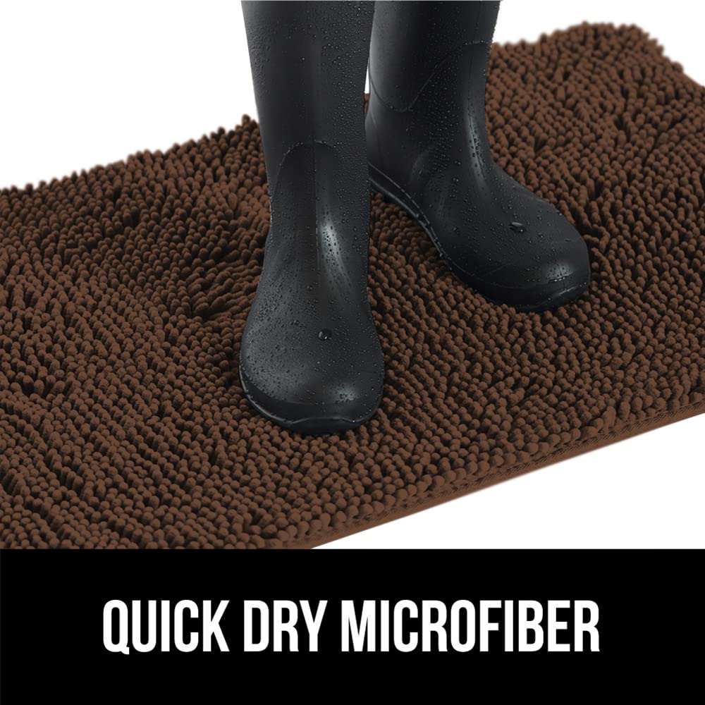 GORILLA GRIP SoakStopper fast-drying chenille keeps floors drier longer.