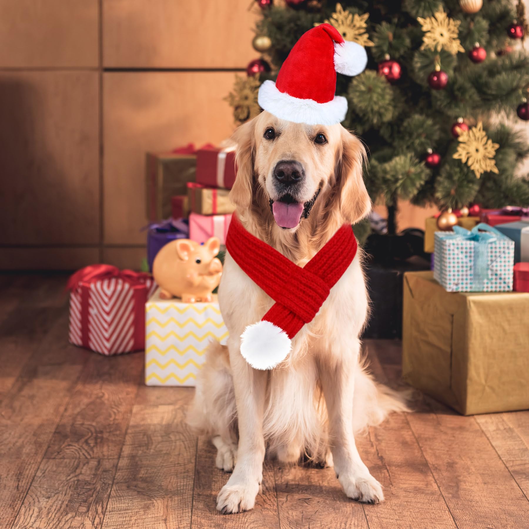GOYOSWA dog Christmas scarf with pompoms for celebrations