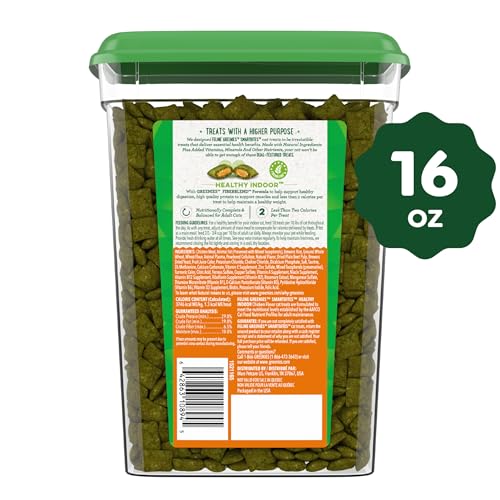 Greenies Feline Smartbites dual-texture snack shows crunchy outside and soft inside.