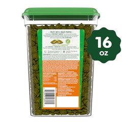 Greenies Feline Smartbites dual-texture snack shows crunchy outside and soft inside.