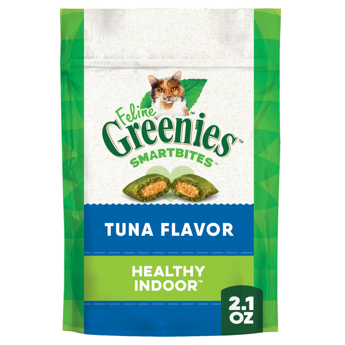 Greenies Feline Smartbites tuna pack close-up highlights a low-calorie reward for indoor cats.