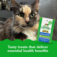 Greenies Feline Smartbites tuna with vitamins and minerals supports balanced nutrition.