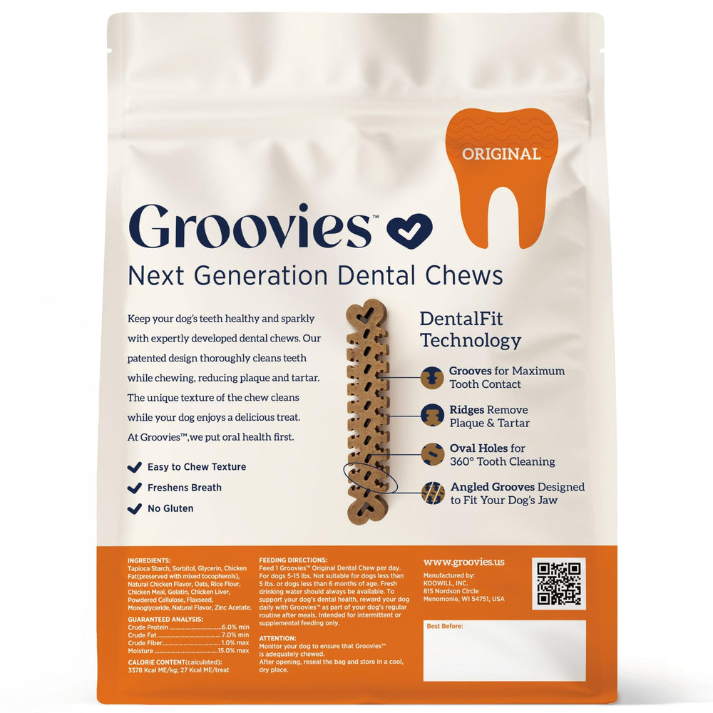Groovies flexible texture chew shows satisfying chew for dogs.