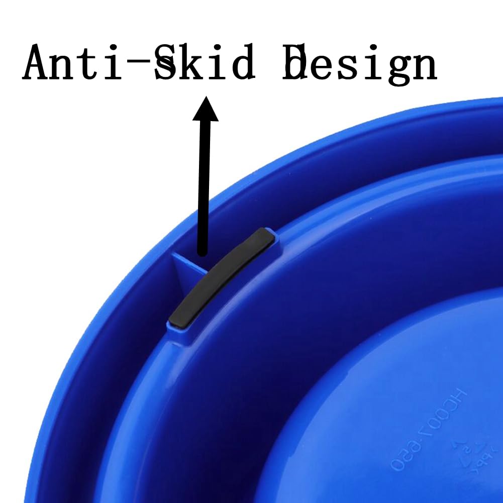 GRPET Ants Away no-spill design demonstrated to reduce mess during meals.