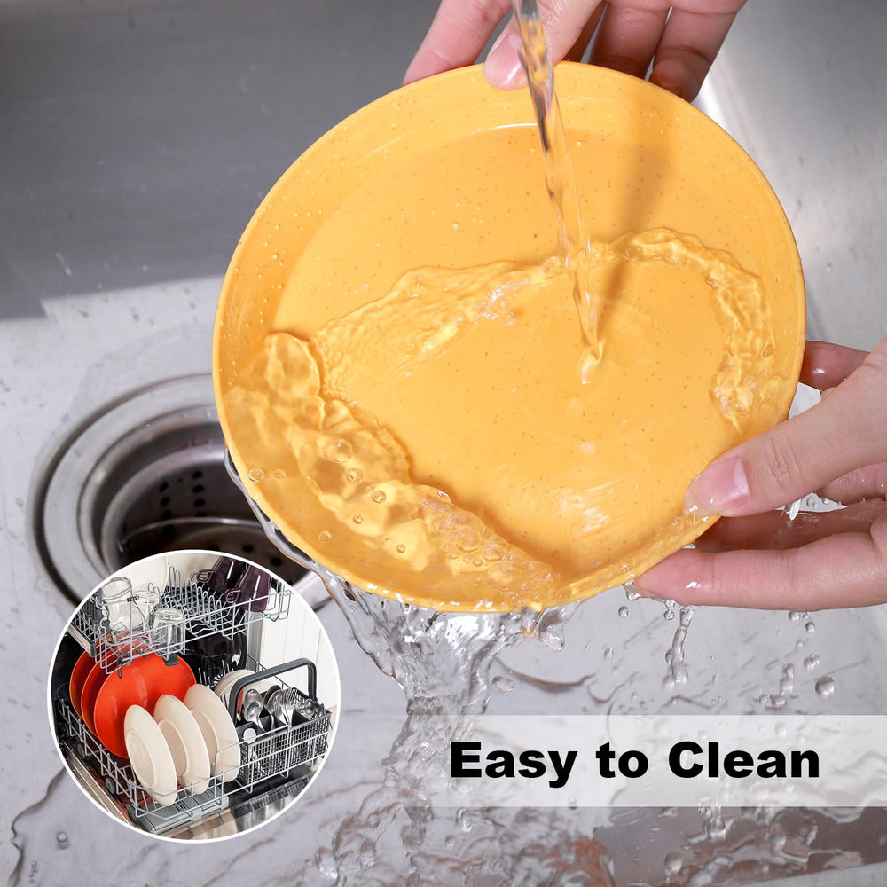 Guiqulai multifunctional cat dish suitable for wet or dry food and small snacks.