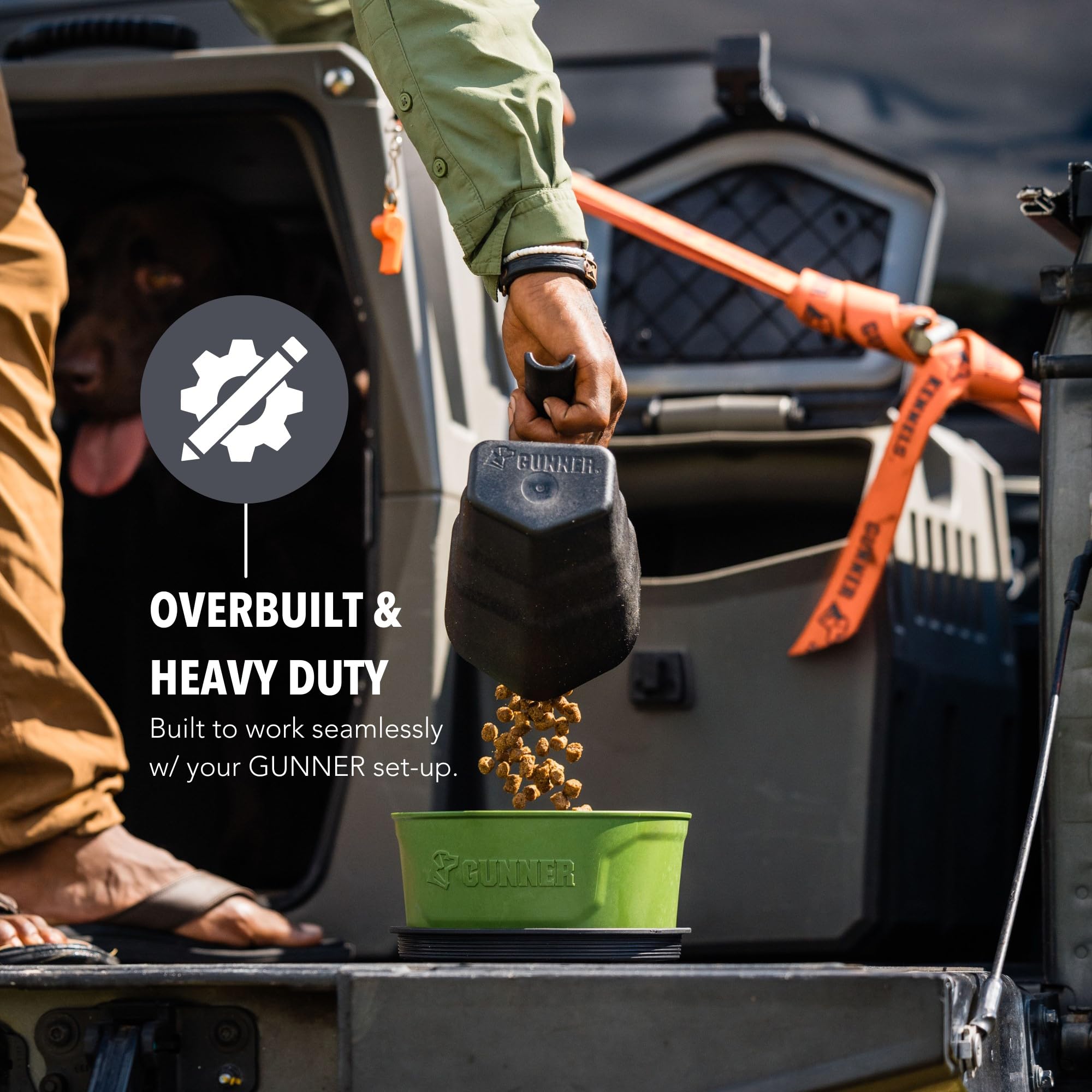 GUNNER easy-clean design simplifies post-meal cleanup and organization.