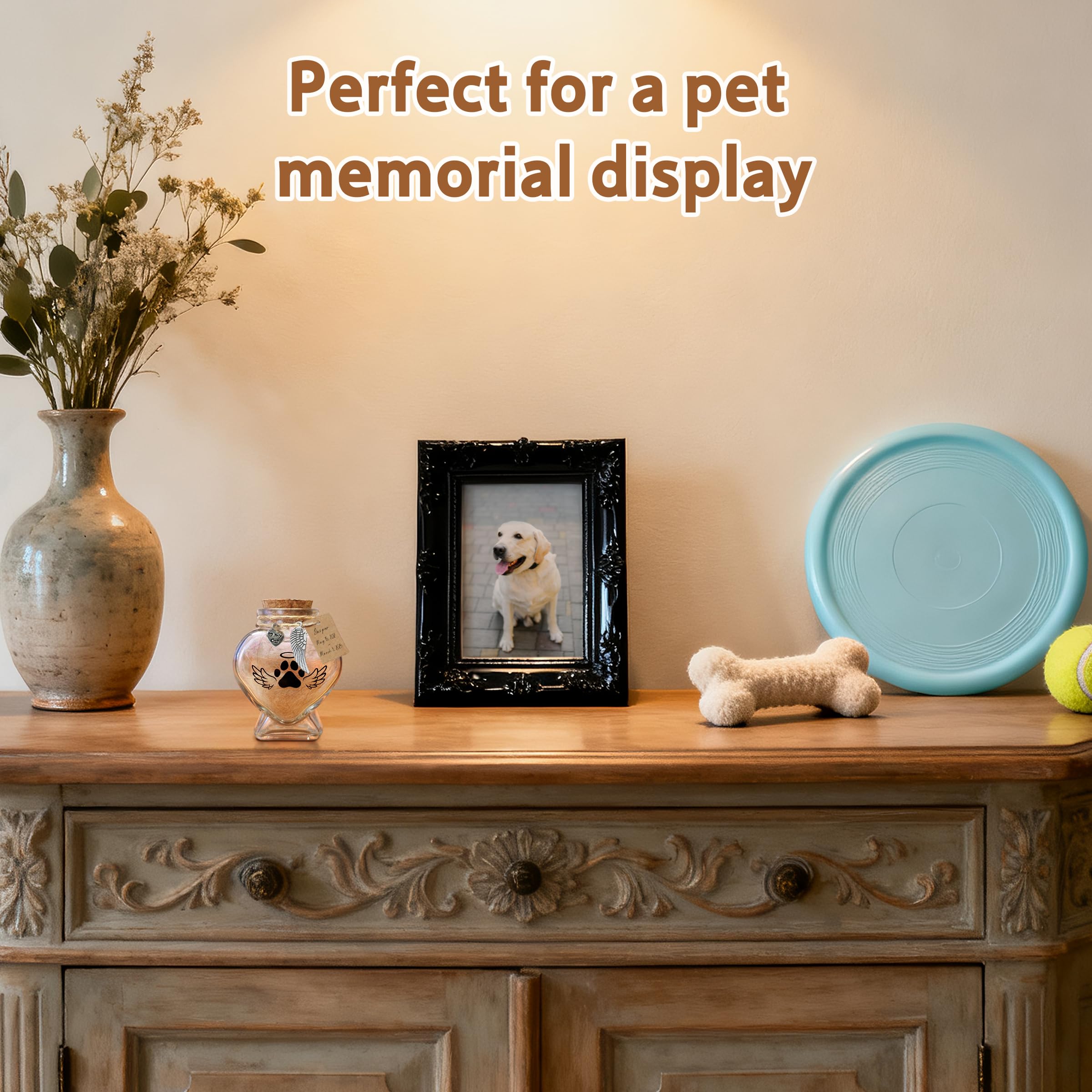 HAMUIERS cork-top urn design safely displaying the keepsake on a shelf