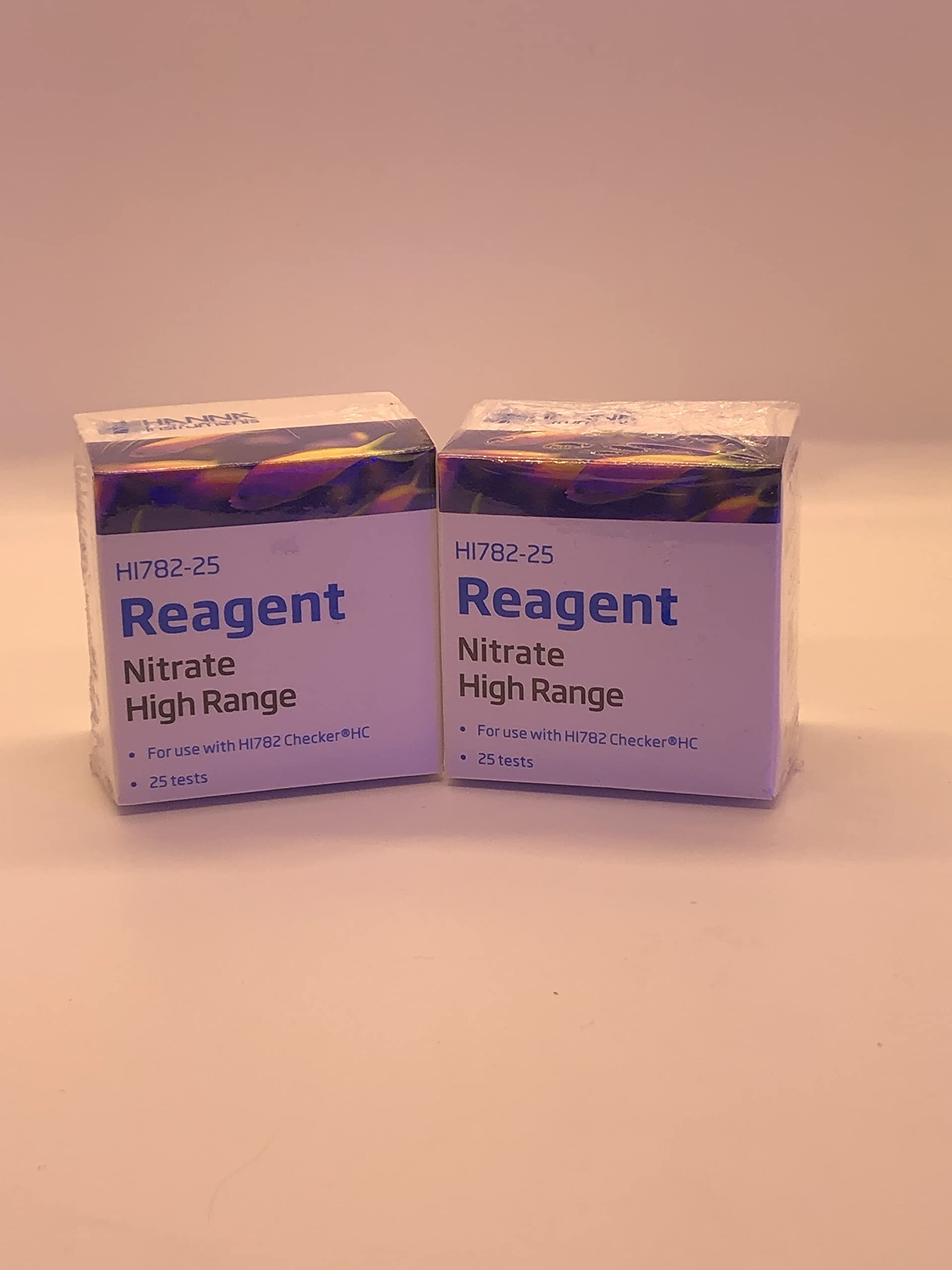 Hanna HI782-25 marine nitrate reagents packets enable easy, accurate saltwater testing.