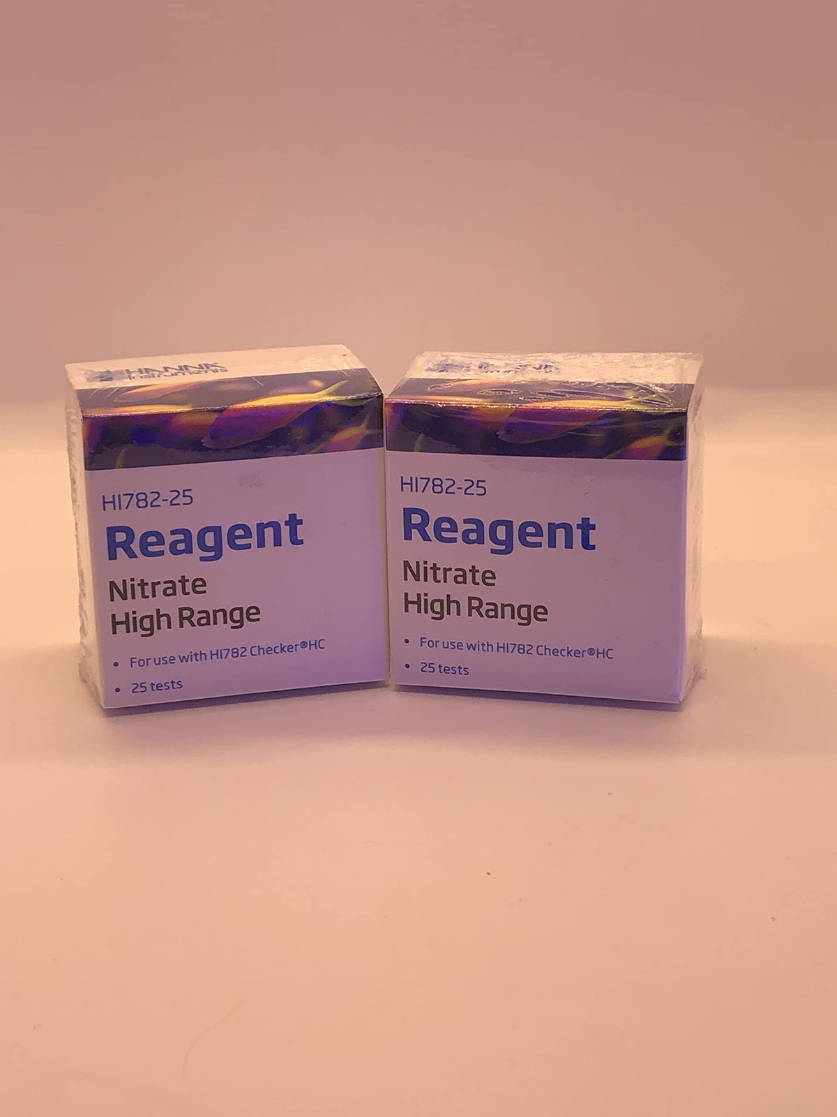 Hanna HI782-25 marine nitrate reagents packets enable easy, accurate saltwater testing.