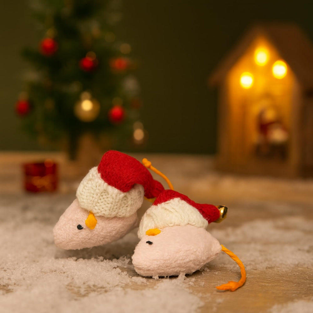 Haourlife catnip-filled plush mice close-up showing inviting texture and scent for lively play.
