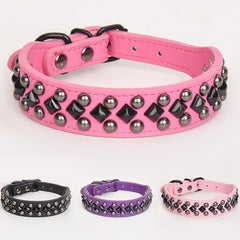 Haoyueer dog collar adjustable buckle closeup shows customizable fit for all sizes.