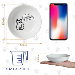 HAPPY KIT whisker-friendly bowls with a wide profile for comfortable eating.