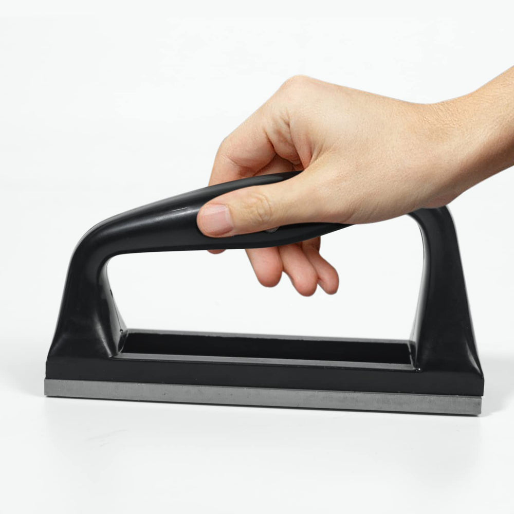 Harhana rasp uses stainless screws and thick 18 gauge steel for durability.